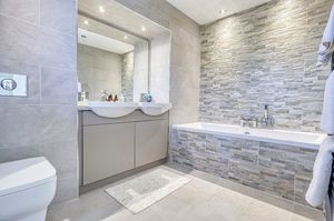 Master Ensuite- click for photo gallery